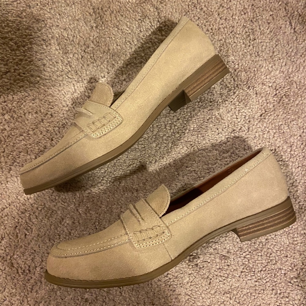 Suede loafers, 8.5. Great condition!
